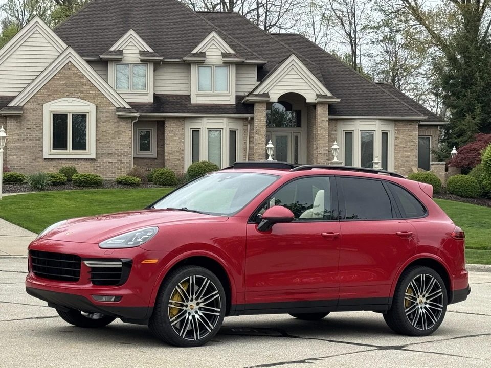 2016 Porsche 958 Cayenne Turbo S - Image 6 of 31