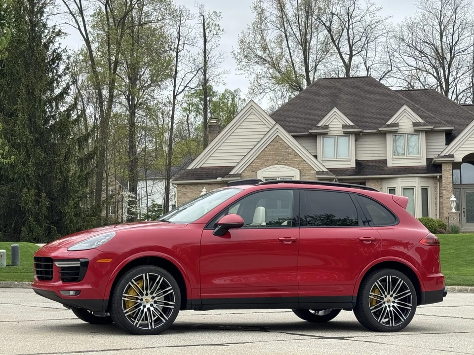 2016 Porsche 958 Cayenne Turbo S - Image 7 of 31