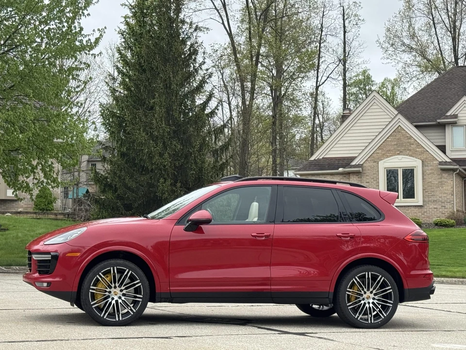 2016 Porsche 958 Cayenne Turbo S - Image 8 of 31