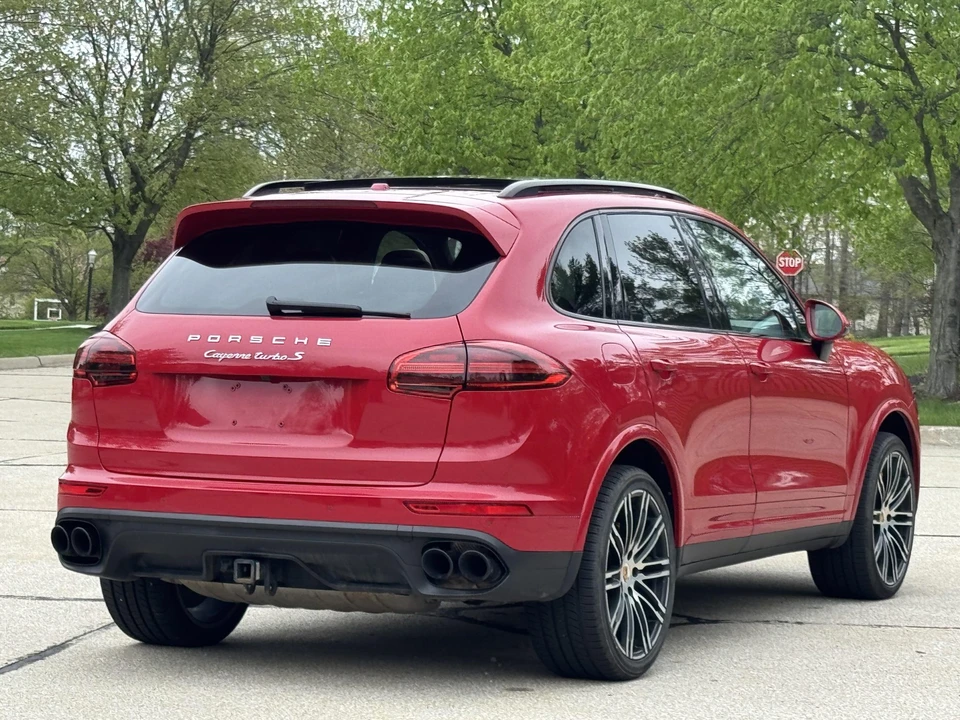 2016 Porsche 958 Cayenne Turbo S - Image 18 of 31