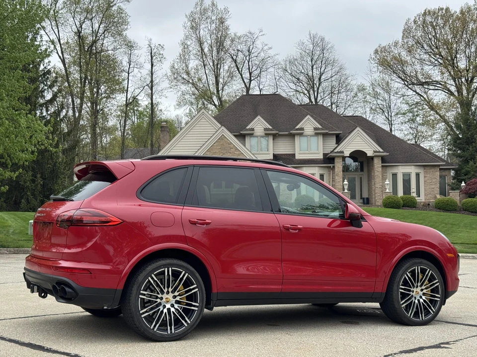 2016 Porsche 958 Cayenne Turbo S - Image 21 of 31