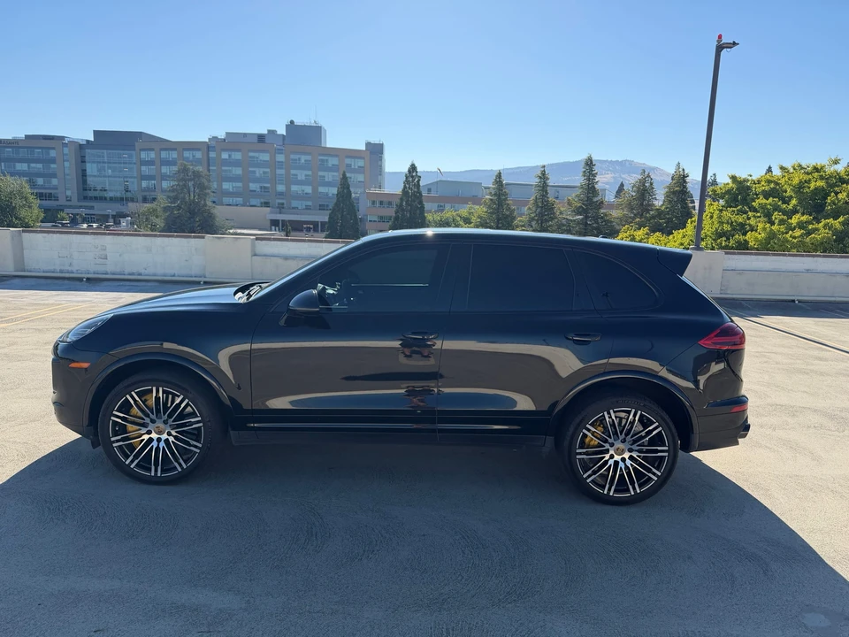 2016 Porsche 958 Cayenne Turbo S - Image 11 of 31