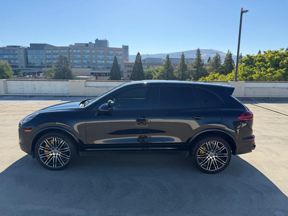 2016 Porsche 958 Cayenne Turbo S - Image 12 of 31