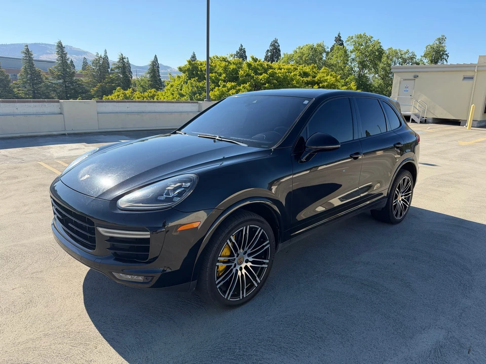 2016 Porsche 958 Cayenne Turbo S - Image 4 of 31