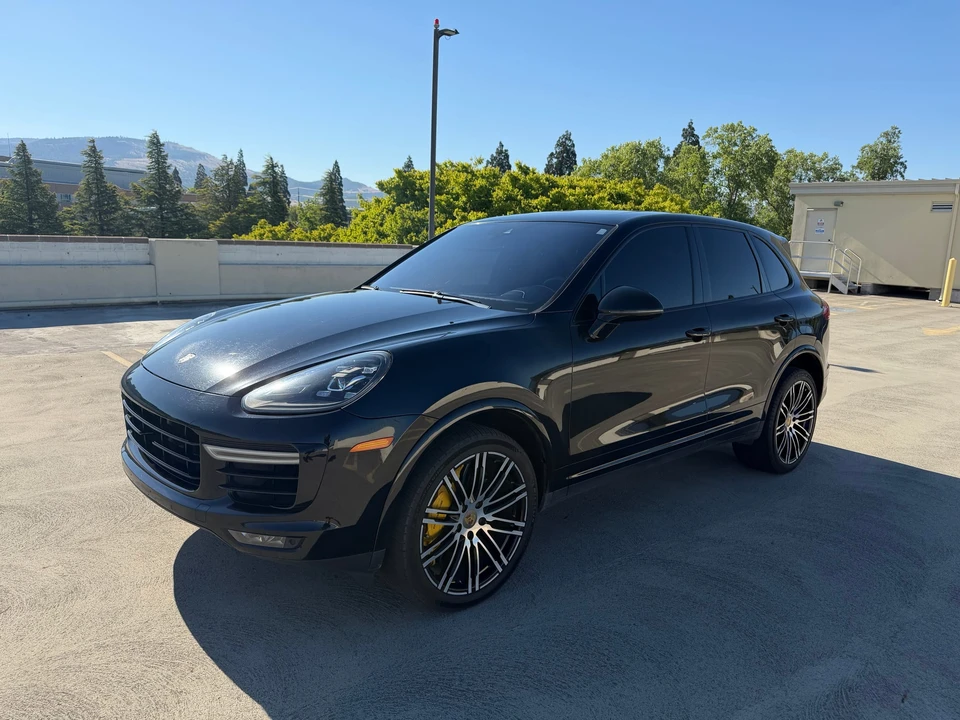 2016 Porsche 958 Cayenne Turbo S - Image 8 of 31