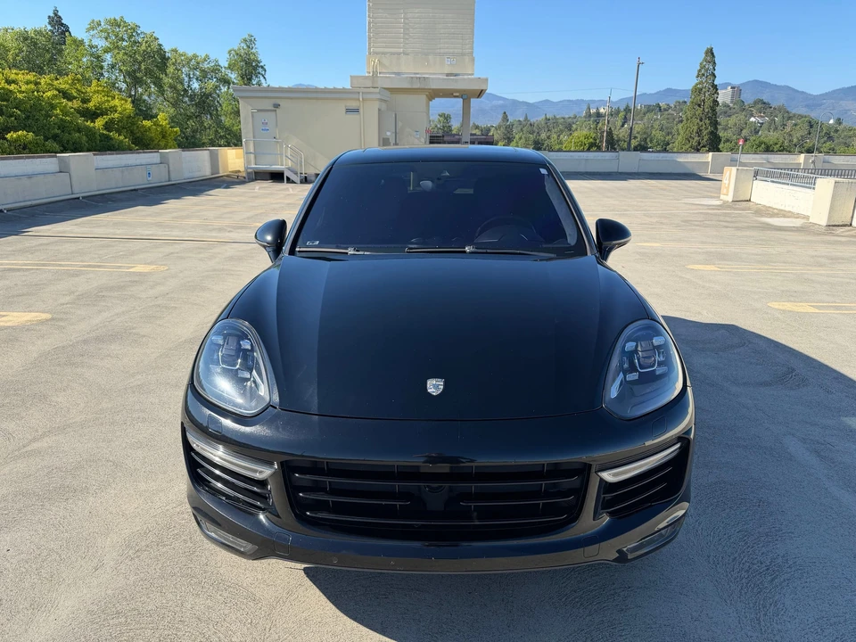 2016 Porsche 958 Cayenne Turbo S - Image 2 of 31