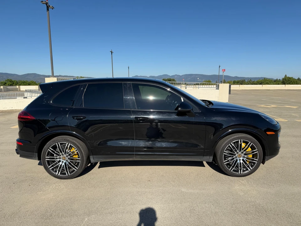2016 Porsche 958 Cayenne Turbo S - Image 31 of 31