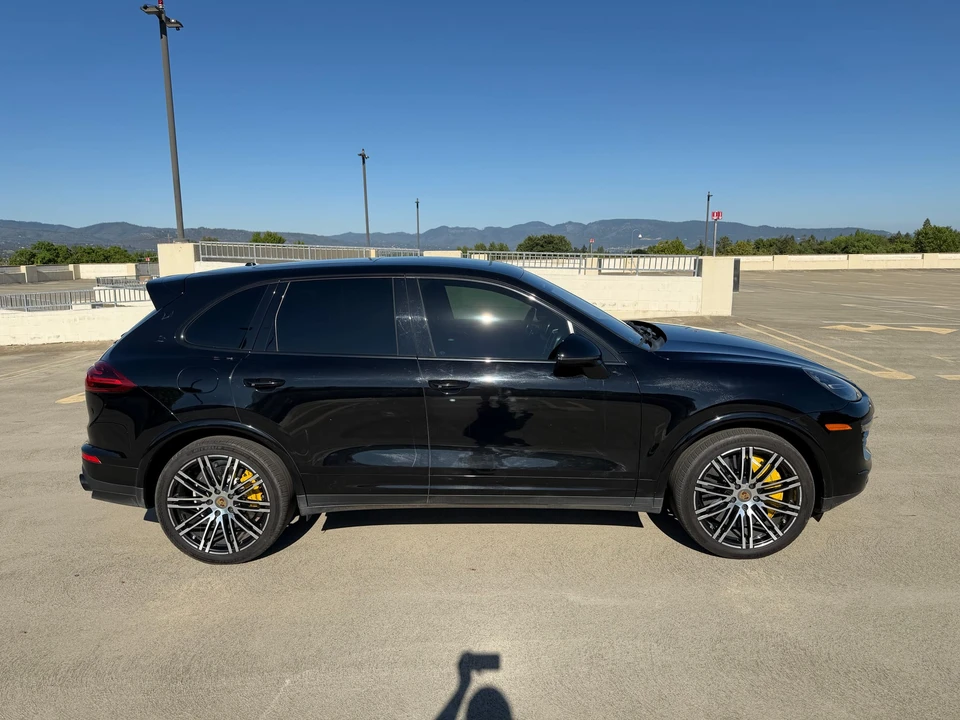 2016 Porsche 958 Cayenne Turbo S - Image 29 of 31