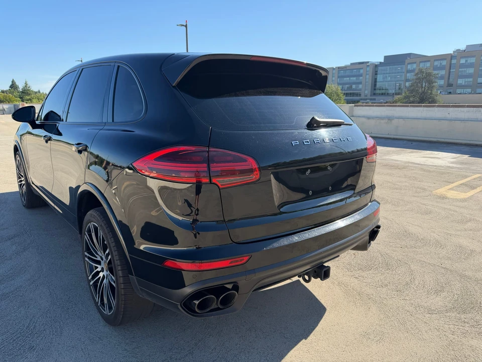 2016 Porsche 958 Cayenne Turbo S - Image 18 of 31