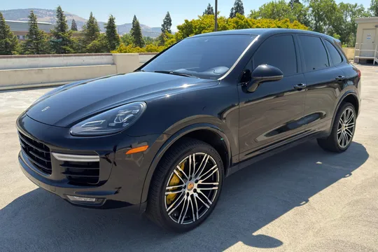2016 Porsche Cayenne Turbo S