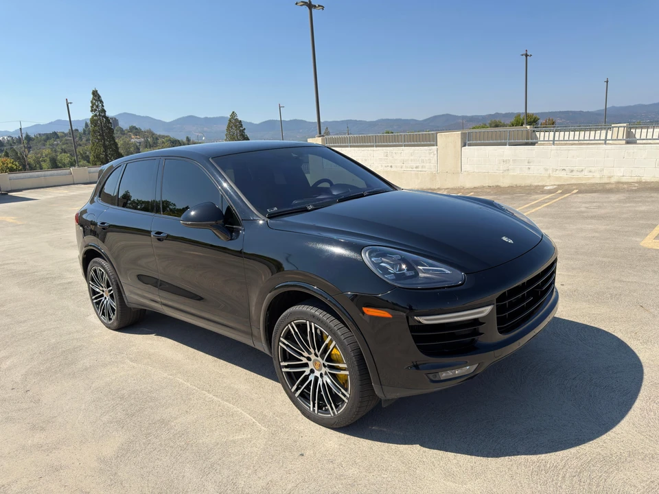 2016 Porsche 958 Cayenne Turbo S - Image 30 of 31