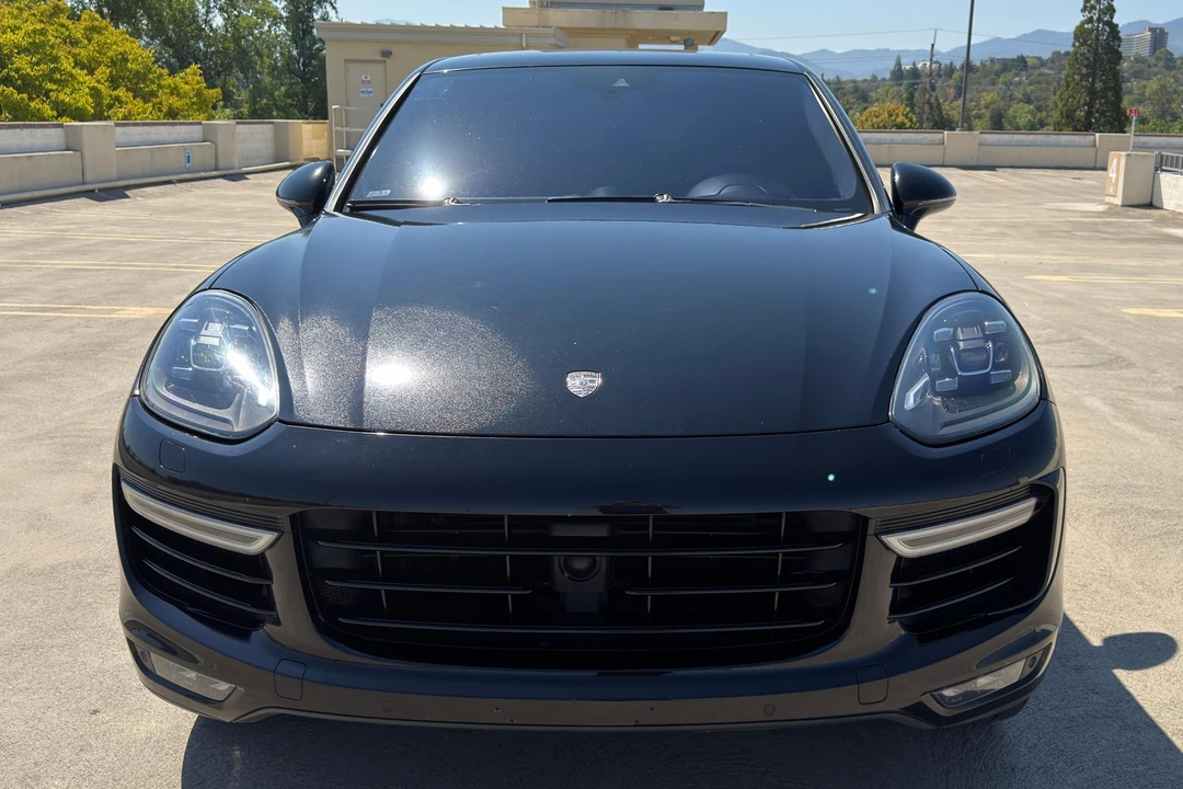 2016 Porsche 958 Cayenne Turbo S - Image 2 of 31