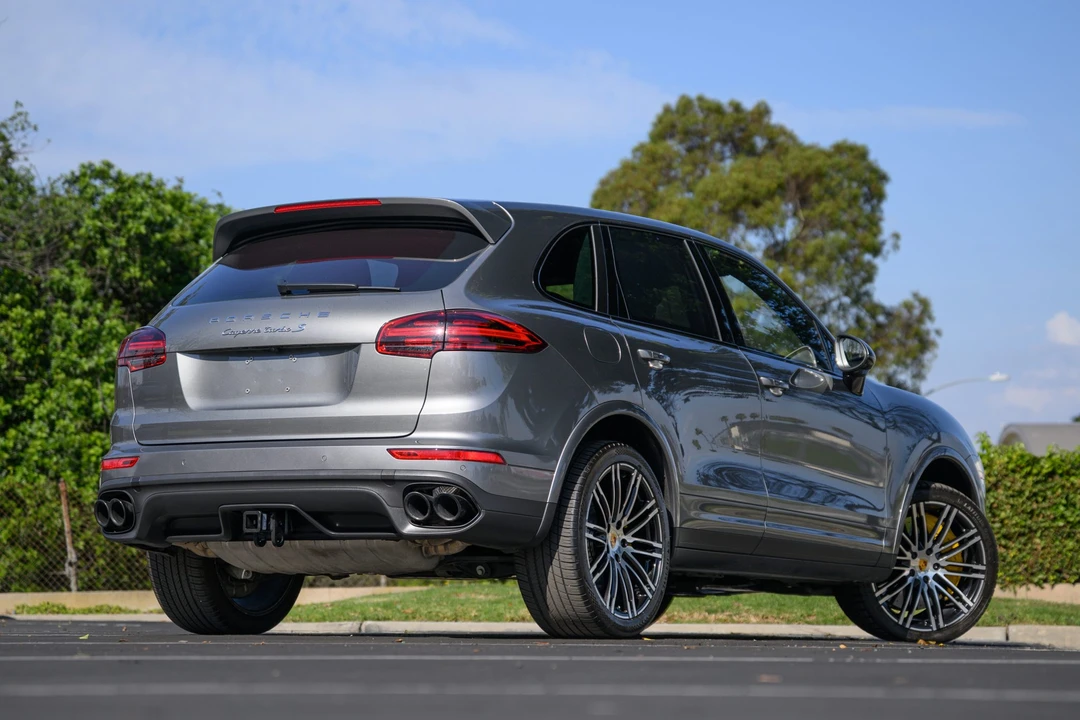 2016 Porsche 958 Cayenne Turbo - Image 14 of 31