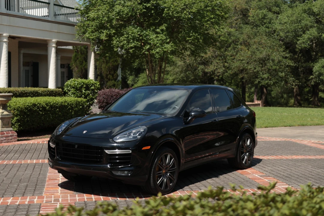 2016 Porsche 958 Cayenne Turbo - Image 2 of 31