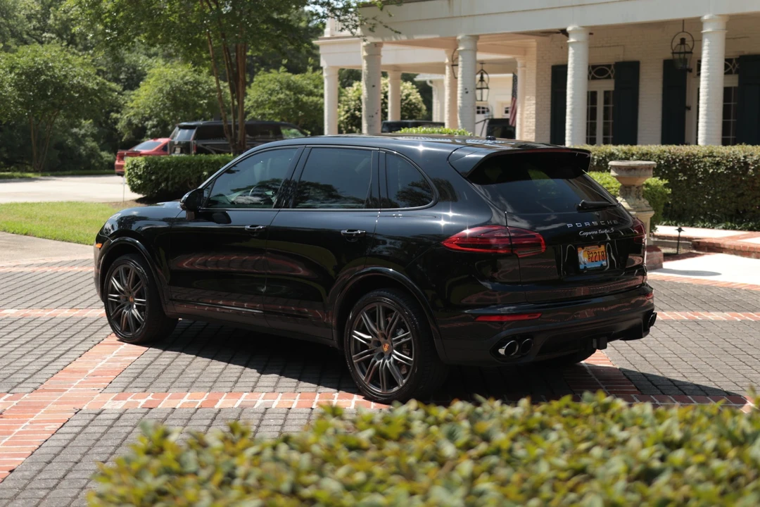 2016 Porsche 958 Cayenne Turbo - Image 11 of 31