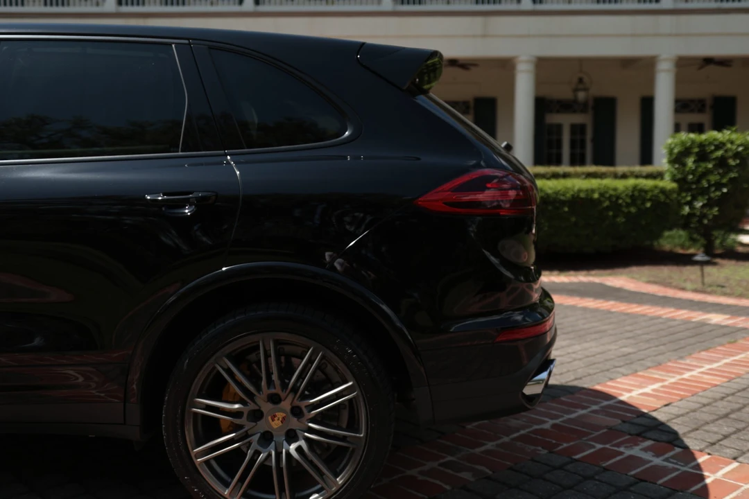 2016 Porsche 958 Cayenne Turbo - Image 28 of 31
