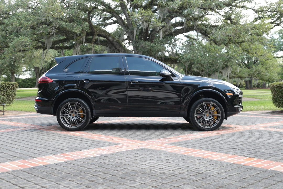 2016 Porsche 958 Cayenne Turbo - Image 18 of 31