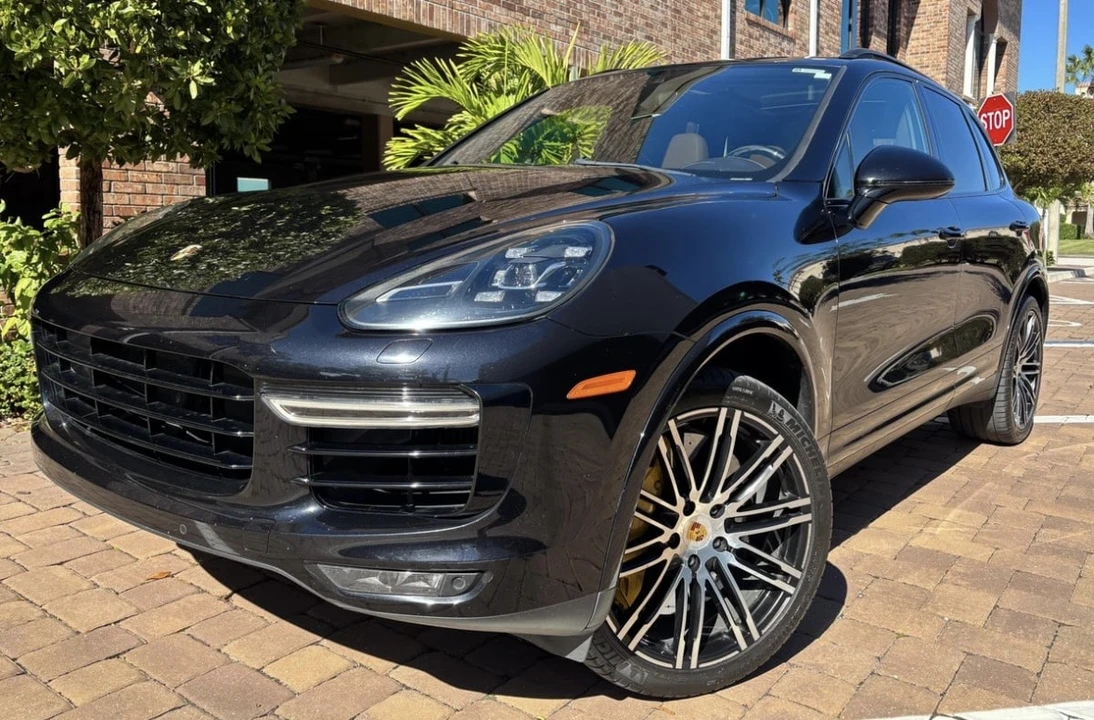 2016 Porsche 958 Cayenne Turbo S - Image 3 of 31