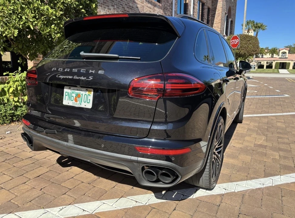 2016 Porsche 958 Cayenne Turbo S - Image 12 of 31