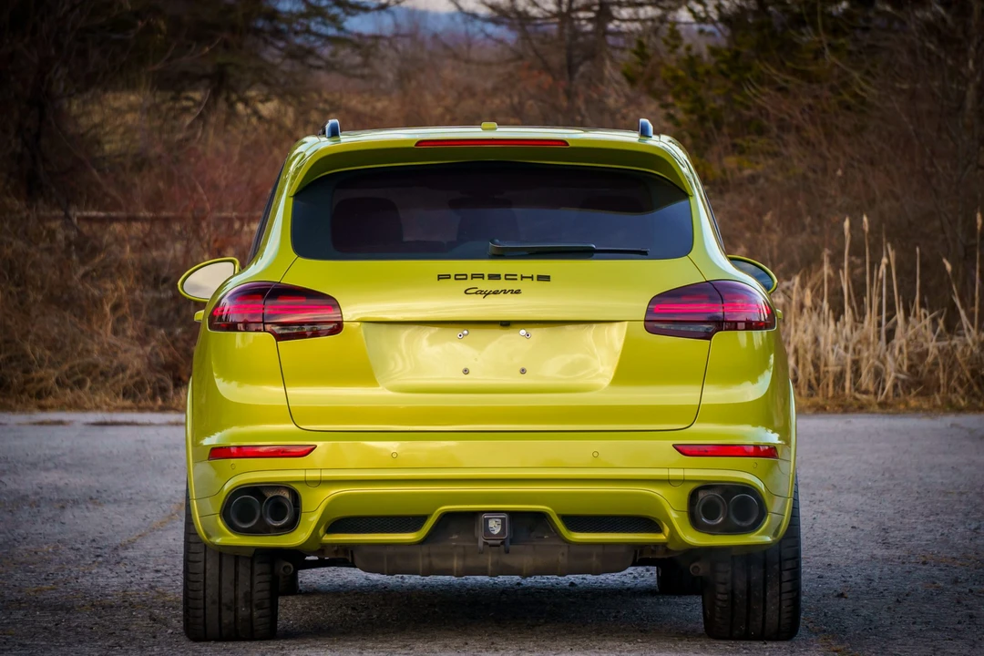 2016 Porsche 958 Cayenne Turbo S - Image 25 of 31