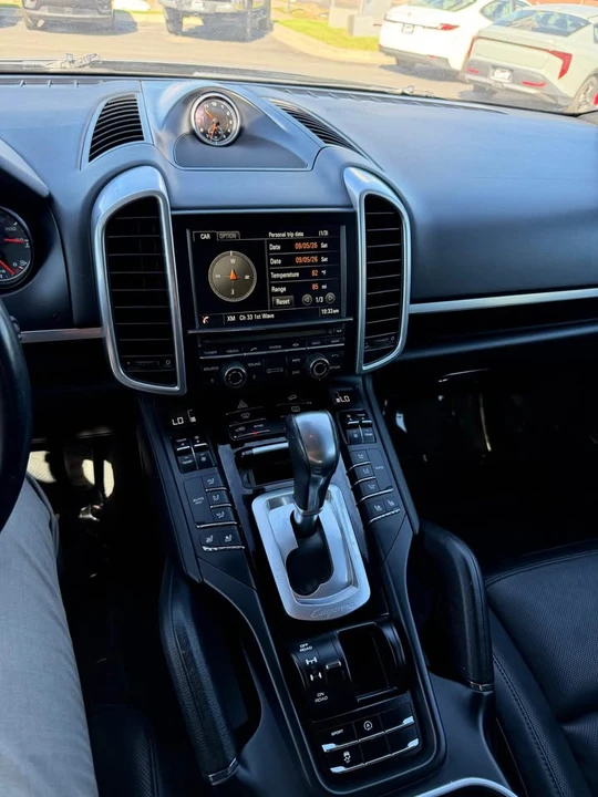 2016 Porsche 958 Cayenne Turbo - Image 12 of 13