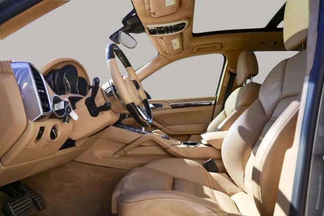 2016 Porsche 958 Cayenne Turbo - Image 19 of 31