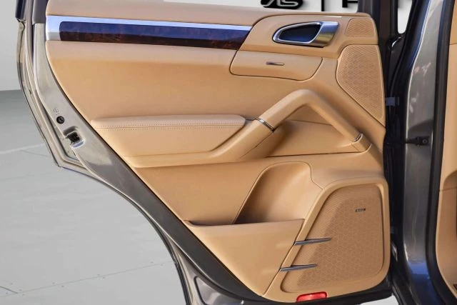 2016 Porsche 958 Cayenne Turbo - Image 29 of 31