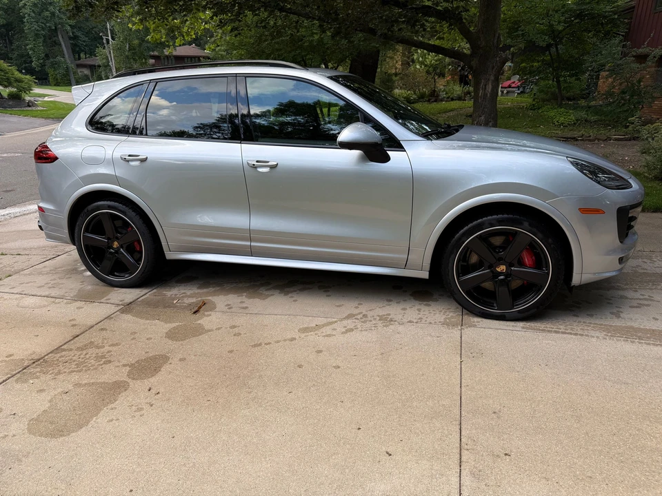 2016 Porsche 958 Cayenne Turbo - Image 3 of 20
