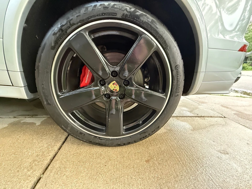 2016 Porsche 958 Cayenne Turbo - Image 10 of 20