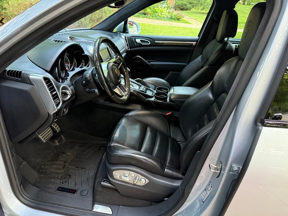 2016 Porsche 958 Cayenne Turbo - Image 16 of 20