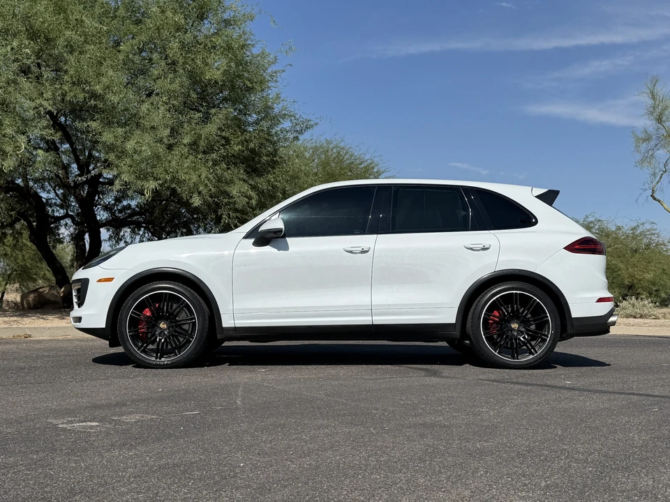 2016 Porsche 958 Cayenne Turbo - Image 4 of 31