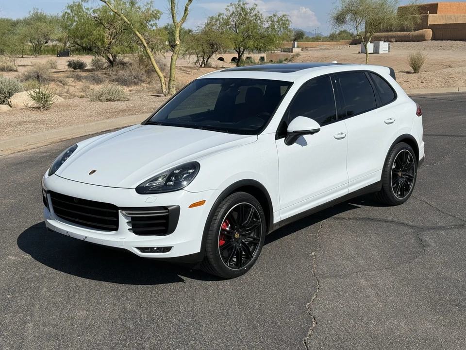 2016 Porsche 958 Cayenne Turbo - Image 2 of 31