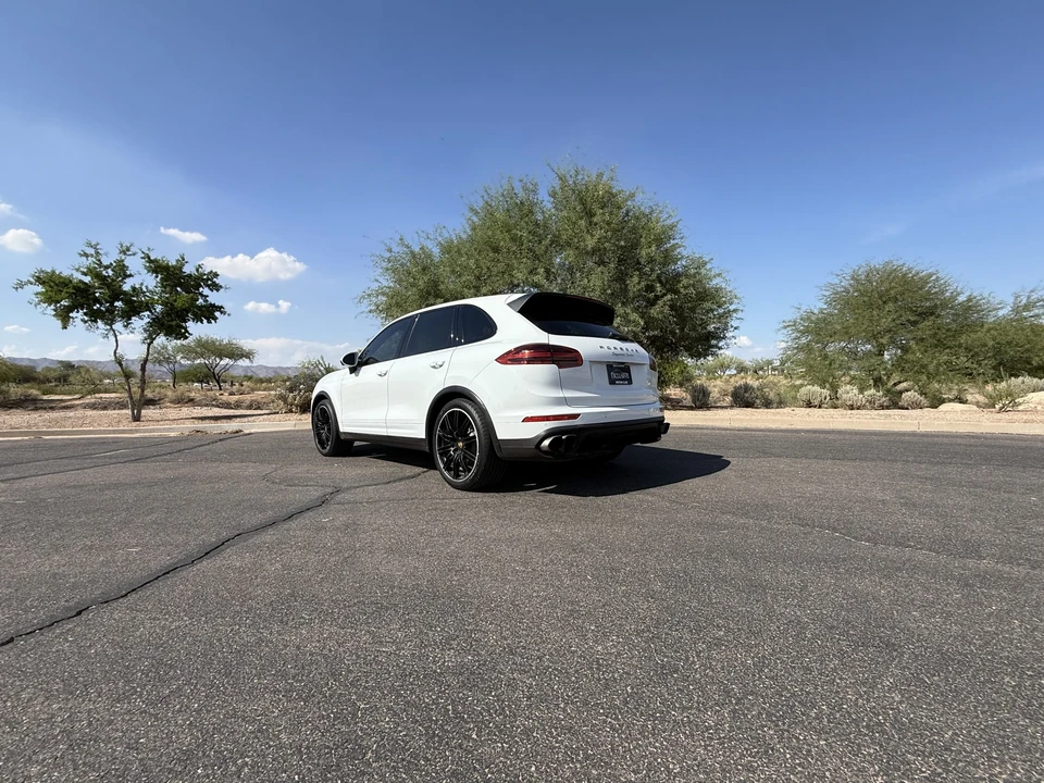 2016 Porsche 958 Cayenne Turbo - Image 5 of 31