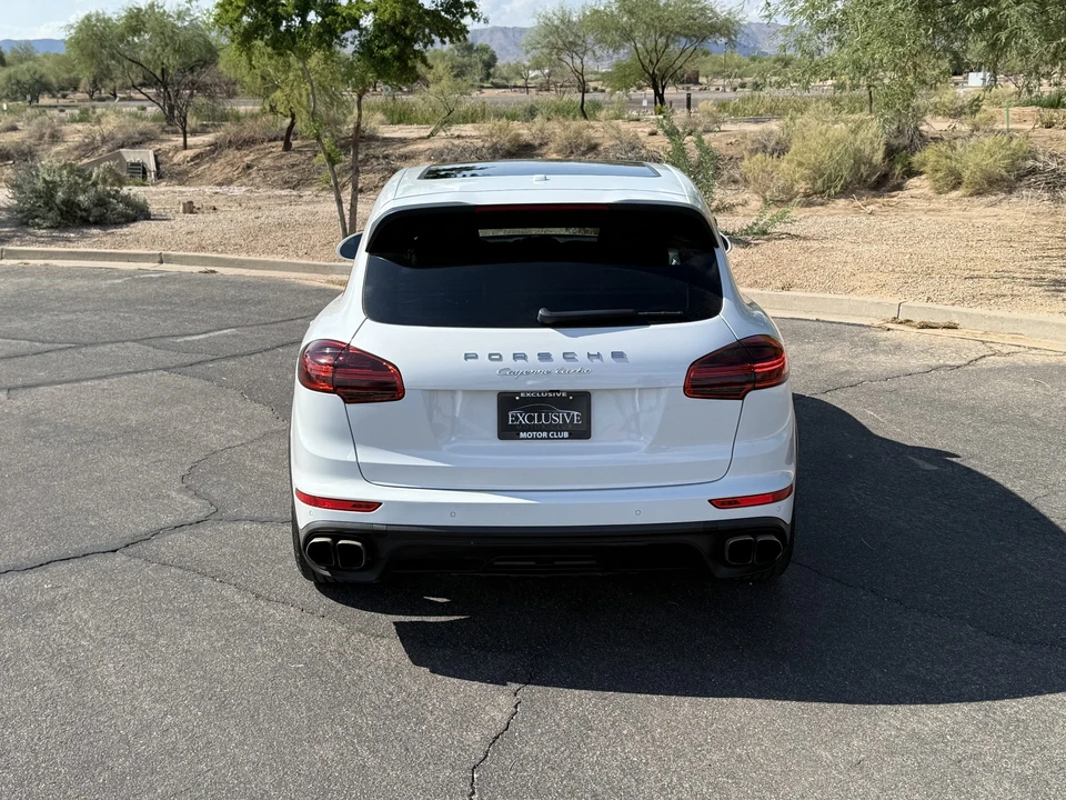 2016 Porsche 958 Cayenne Turbo - Image 9 of 31