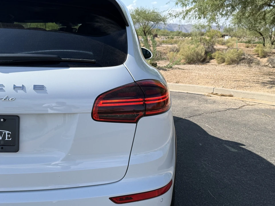 2016 Porsche 958 Cayenne Turbo - Image 25 of 31