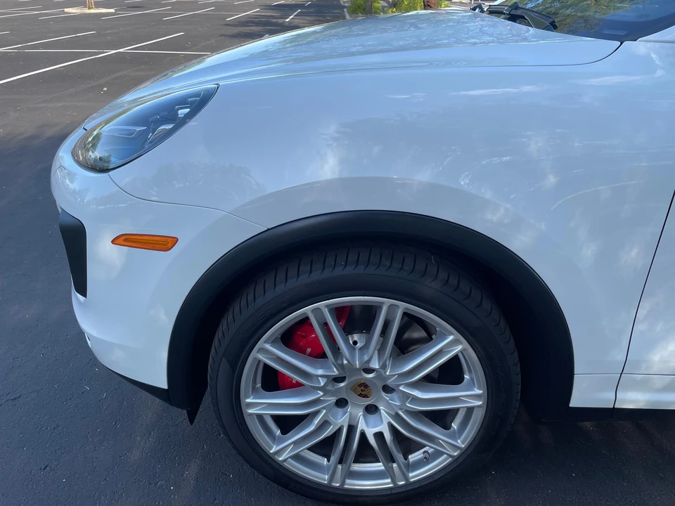 2016 Porsche 958 Cayenne Turbo - Image 20 of 31