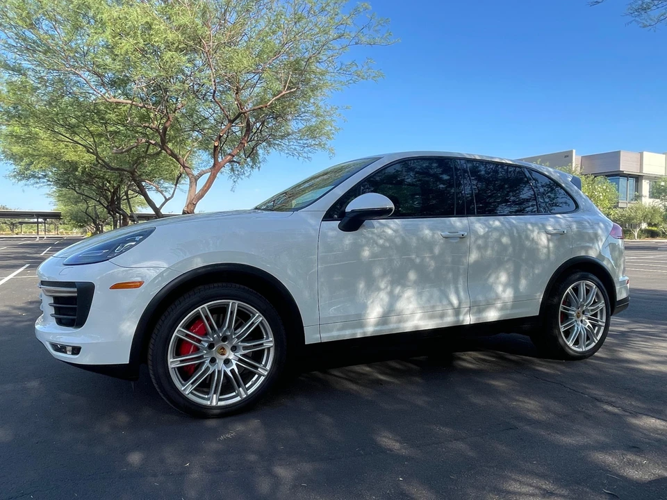 2016 Porsche 958 Cayenne Turbo - Image 8 of 31