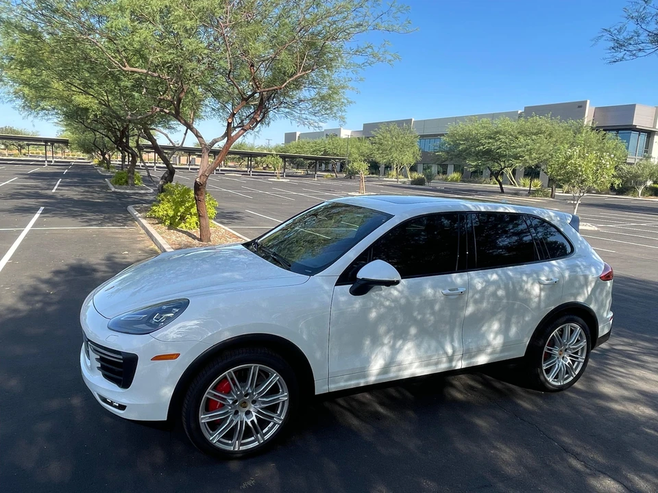 2016 Porsche 958 Cayenne Turbo - Image 7 of 31