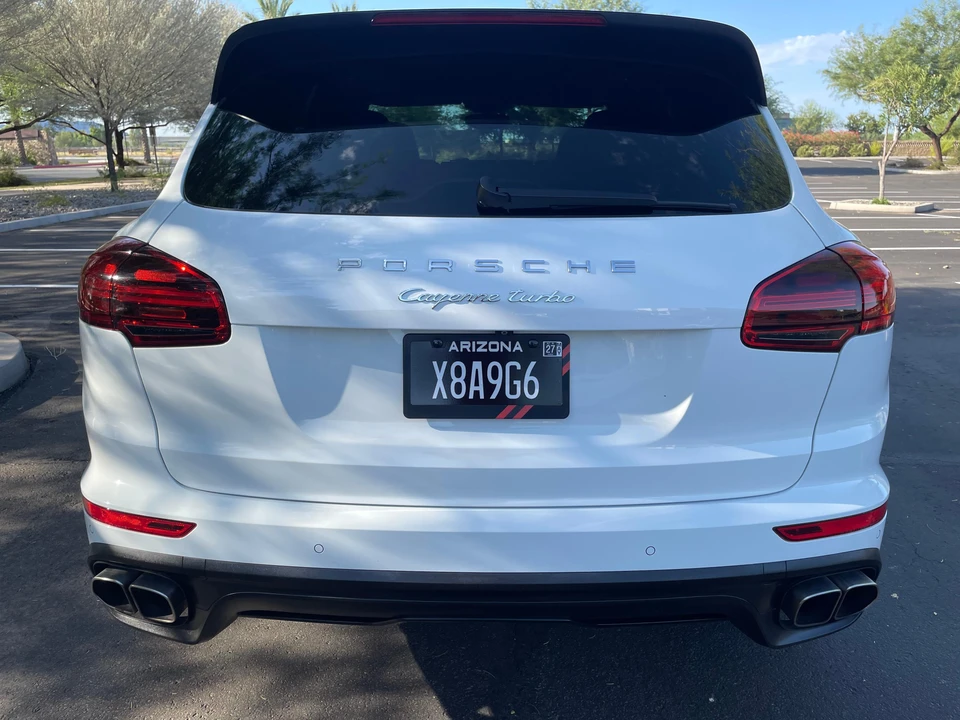 2016 Porsche 958 Cayenne Turbo - Image 10 of 31