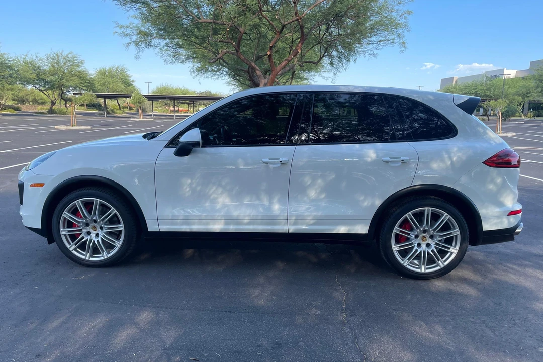 2016 Porsche 958 Cayenne Turbo - Image 3 of 31