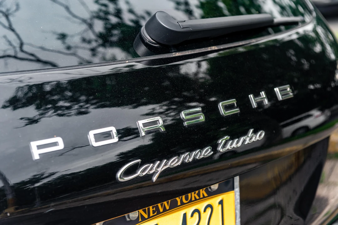 2016 Porsche 958 Cayenne Turbo - Image 24 of 31