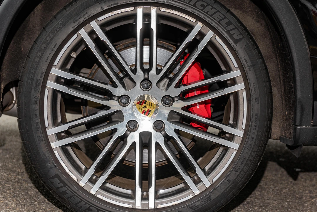 2016 Porsche 958 Cayenne Turbo - Image 31 of 31