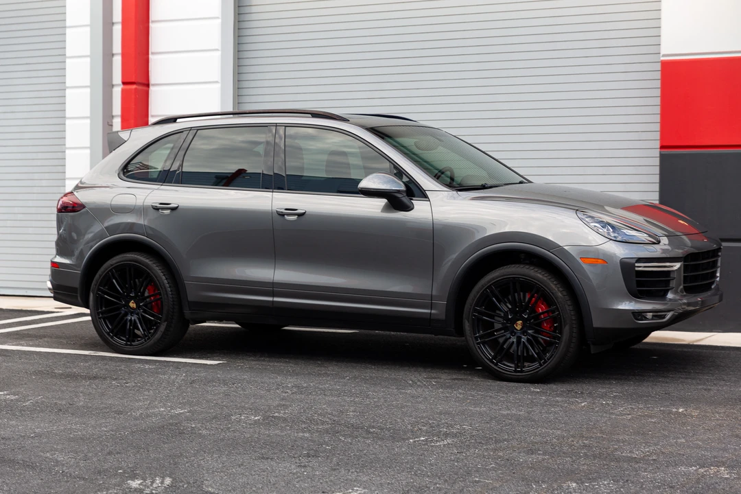 2016 Porsche 958 Cayenne Turbo - Image 13 of 31