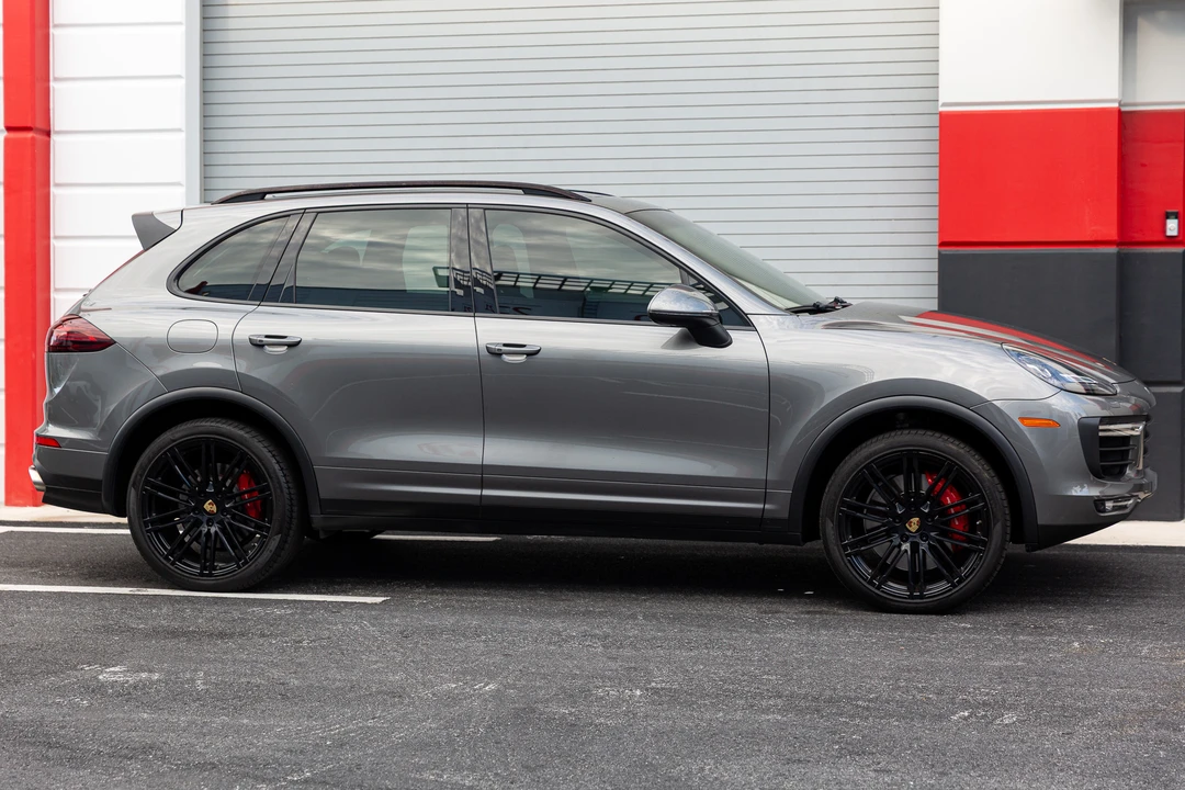 2016 Porsche 958 Cayenne Turbo - Image 14 of 31