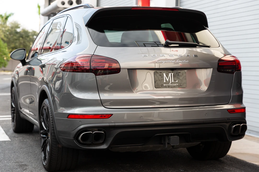 2016 Porsche 958 Cayenne Turbo - Image 24 of 31