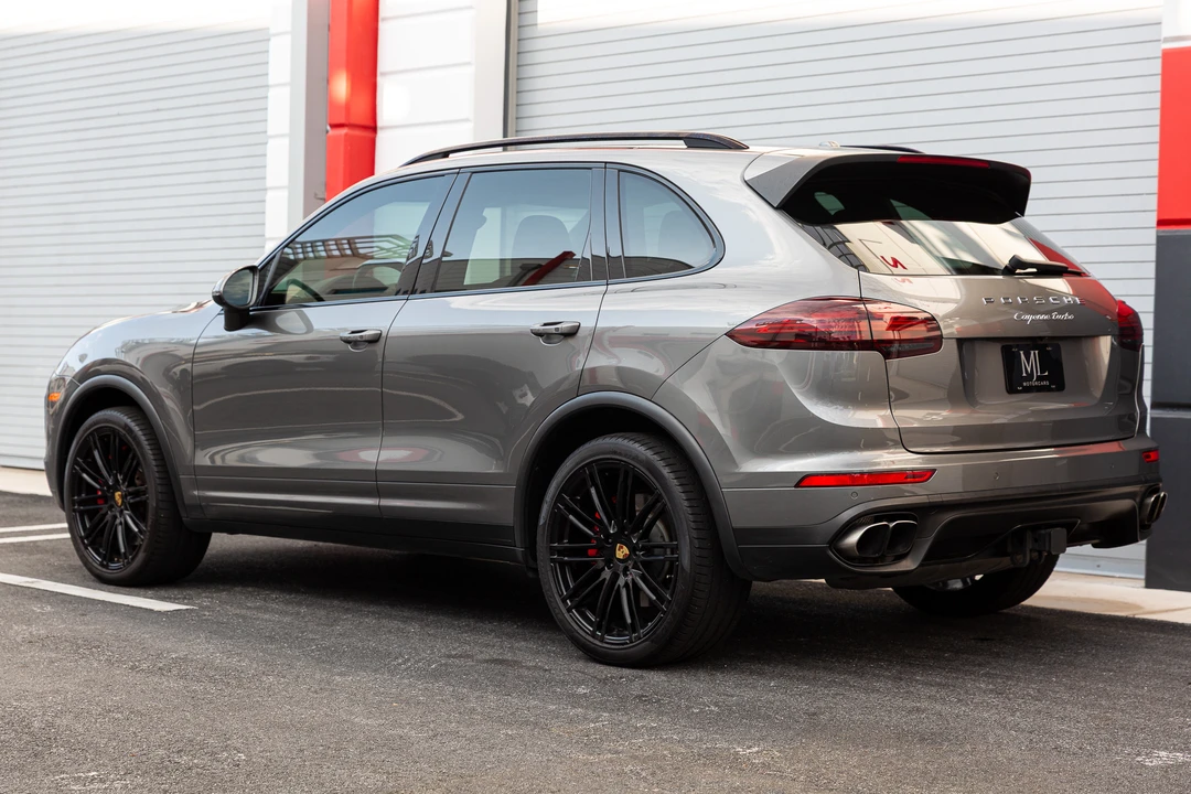 2016 Porsche 958 Cayenne Turbo - Image 26 of 31