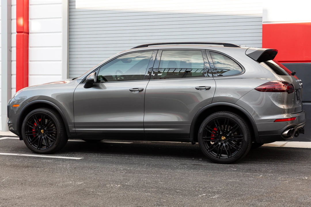 2016 Porsche 958 Cayenne Turbo - Image 27 of 31