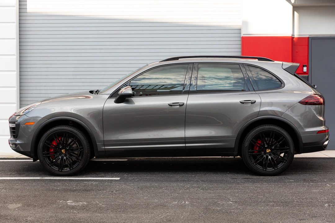 2016 Porsche 958 Cayenne Turbo - Image 28 of 31