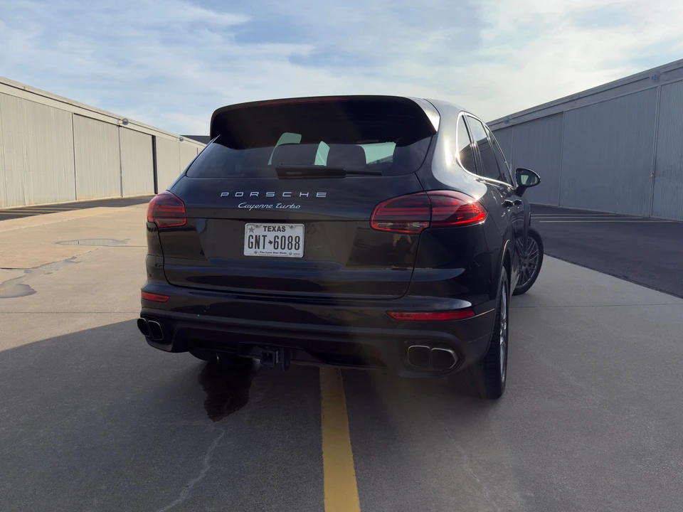 2016 Porsche 958 Cayenne Turbo - Image 12 of 31