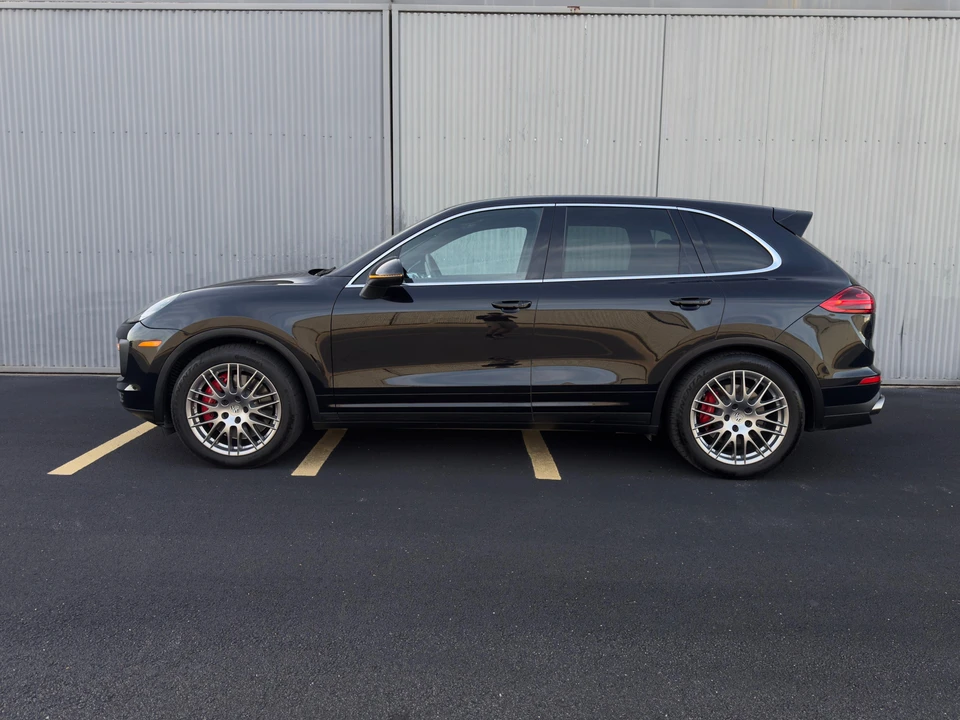 2016 Porsche 958 Cayenne Turbo - Image 8 of 31